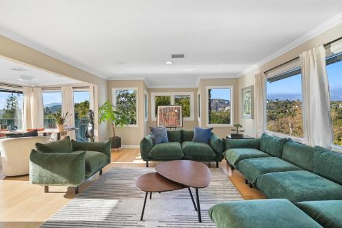 Dream House W unobstructed views in Pasadena