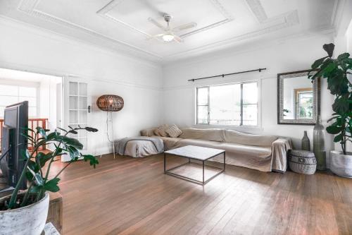 The Pines- Bellingen Coast Eco Home in Mylestom