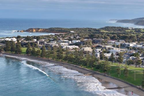 Cosy Esplanade Unit 8 Steps to Beach & Cafes, Torquay