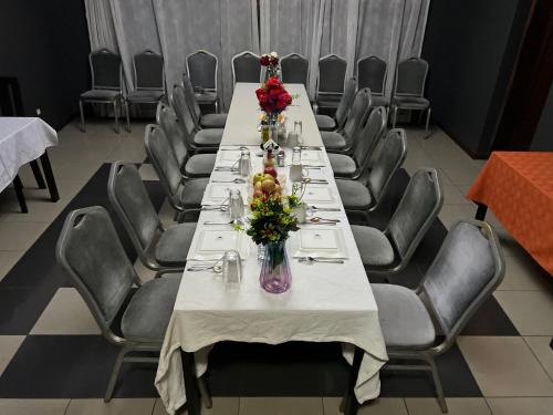 MATOLa HOUSe MATOLa HOUSe