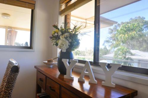 Yawa at Yoolarai, 64 Yoolarai Cr - Ducted air, WiFi, Shared Pool, Nelson Bay (zdjęcie 10)