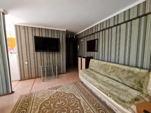 Посуточная аренда квартир, Qaraghandy (Foto 2)