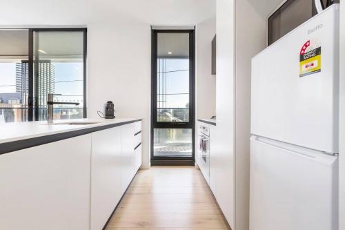 Light & Bright Apt Close to Beach & Fitzroy St, Мельбурн (фото 9)
