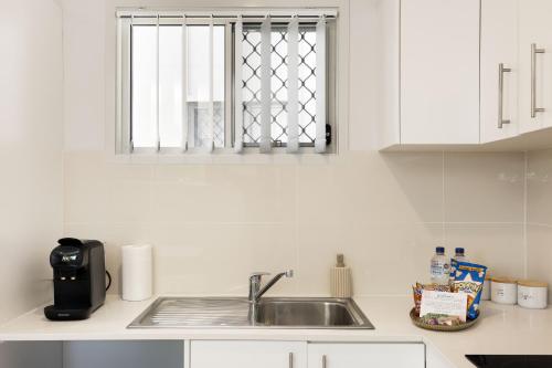 Smart Suites Self Check-in Apartments - N Freney