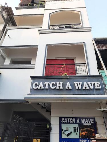 Catch A Wave Mahabalipuram