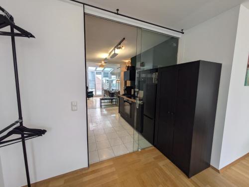 Munich Large Apartment 155 qm and 5 Bedrooms with Roof Terrace in centrally located 1 to 14 Guests, Mnichov (fotografie 9)
