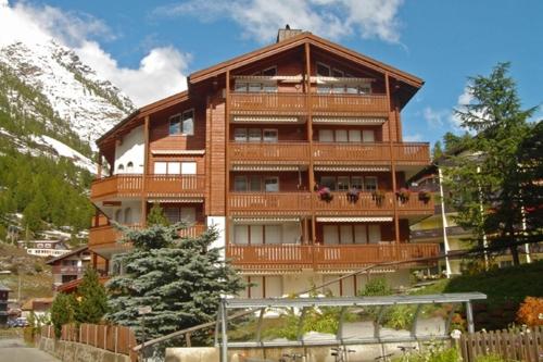 Charming Alpin Violett, Zermatt (fotografie 6)