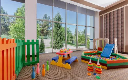 Kinderclub, Gashalti Health Hotel Naftalan in Naftalan