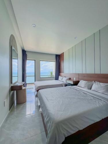 2 double beds