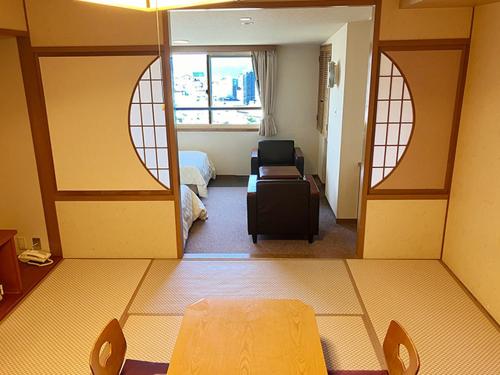 湯の川観光ホテル祥苑和洋室　高層階　シービュー　禁煙