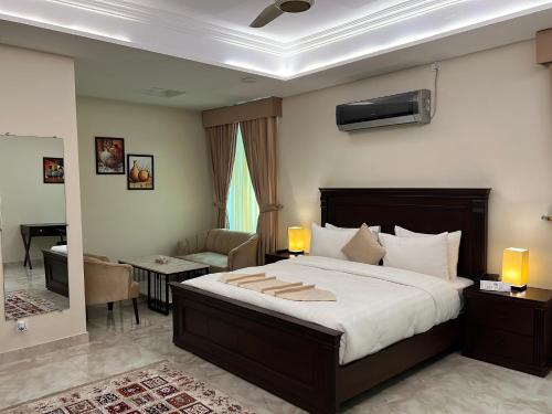 1 queen bed
