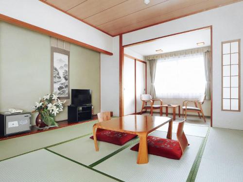 Yunokawa Kanko Hotel Shoen near Hakodate Tropical Botanical Garden