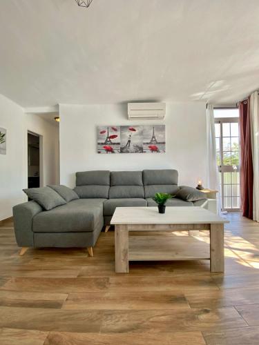 Apartment image 10