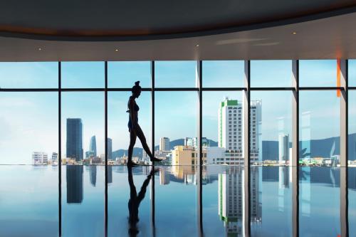 View, Vanda Hotel near Phap Lam Pagoda