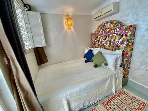 Single Room image 10