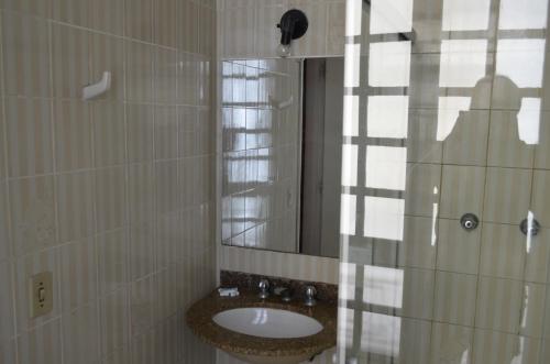 Reinales Plaza Hotel, Sao Paulo (photo 4)