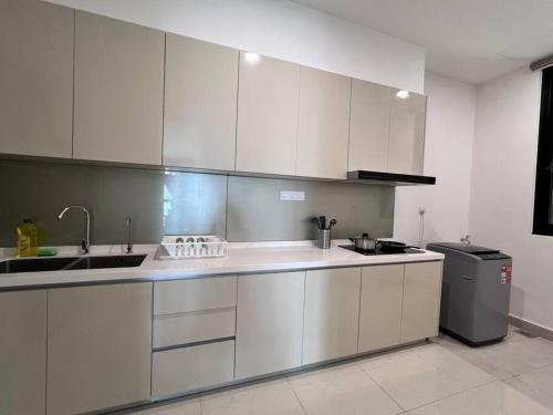 3BR-Mocha-Paradigm Residence by Guesthouse-6-8Pax 3BR-Mocha-Paradigm Residence by Guesthouse-6-8Pax