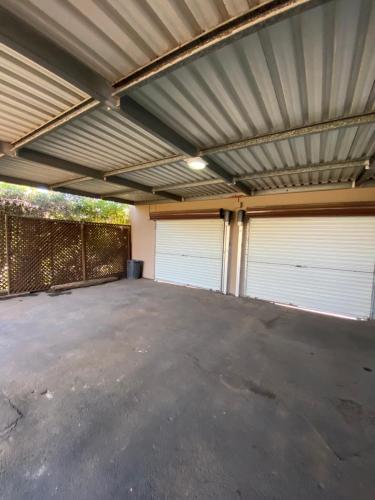 Apartment with Garden View image 1