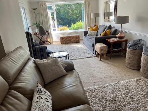 Prime Location - house with secure garden near 1st Tee