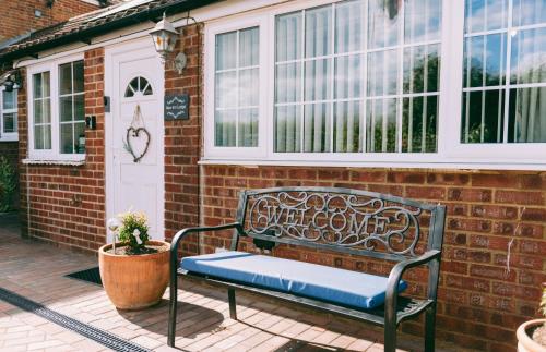 1 Bed Free Parking Pets Allowed in Scarning