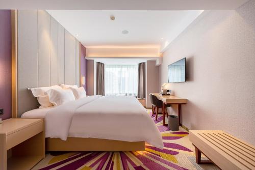 room detail thumbnail 1