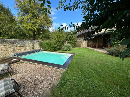 สวน, Kamenny apartman in ลิบุน