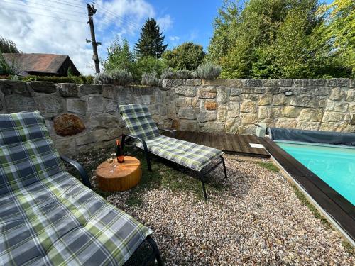 สวน, Kamenny apartman in ลิบุน