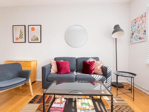 Pass the Keys Bright modern one bed apartment - Bath city centre, Бат (фото 6)