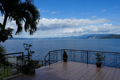 Tiara Bunga Hotel & Villa – Samosir, Island, VA