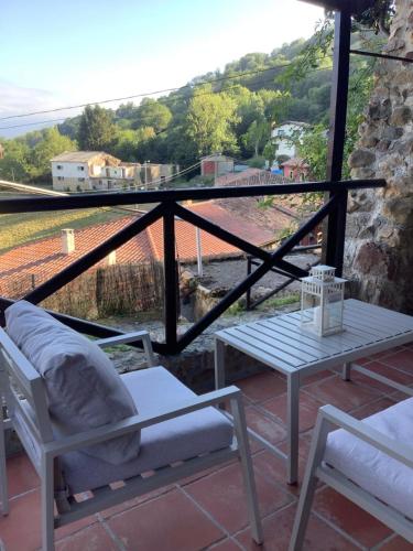 Balcony/terrace, Vivienda Vacacional Casa Jimena in Pilona