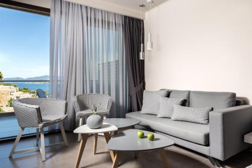 Kassandra Bay Resort Suites & Spa - image 14