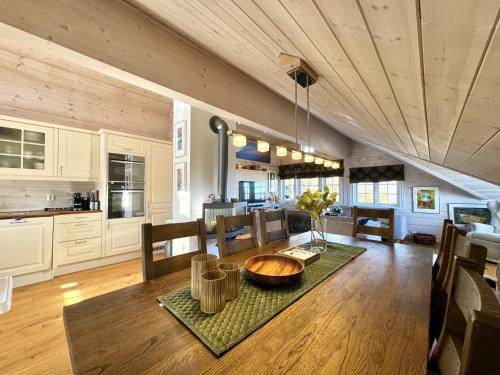 Cozy Ski-In Ski-Out Apartment on Geilo, Stunning Views! Cozy Ski-In Ski-Out Apartment on Geilo, Stunning Views!