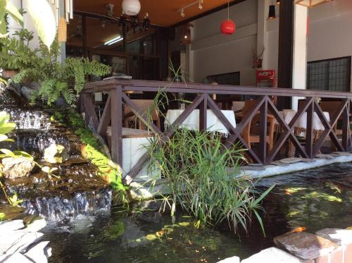 شرفة/ تراس, إي زد هاوس (EZ House) in سوكوتاى سيتى