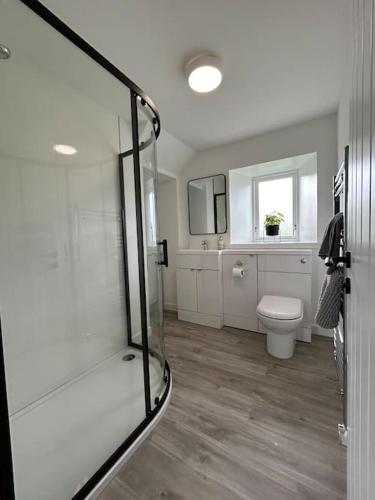 Modern 3 bedroom house, Mossbank in Brae