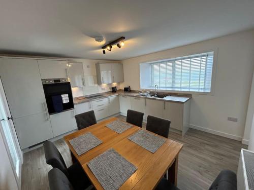 Modern 3 bedroom house, Mossbank in Brae