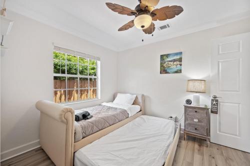 Family-Friendly Paradise near the Beach & Downtown in Cloud Lake, USA