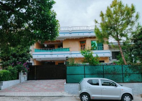 Istanbul Inn - image 6