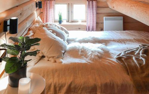 Lovely Home In Uvdal With Sauna in 於夫達爾