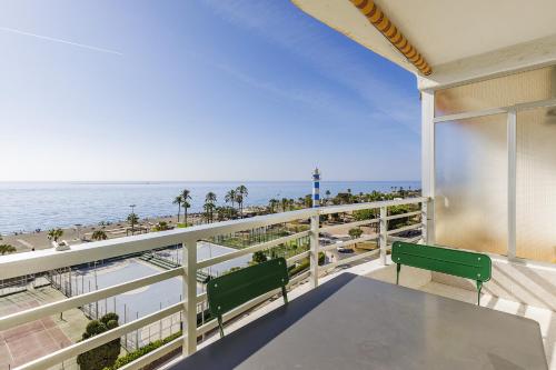 A&N Beachfront Sea View Studio with Terrace - Apartment - Torre del Mar