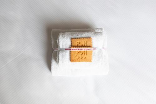 Porte de Versailles Hotel - image 11