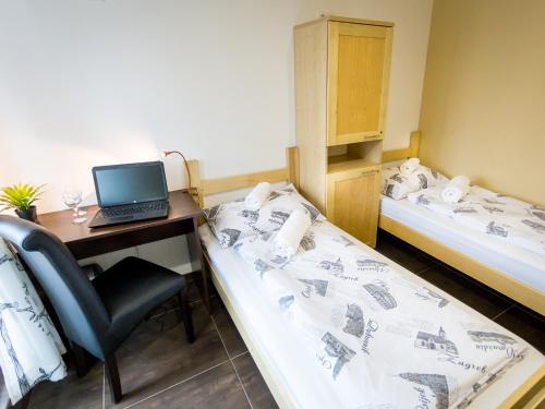 Hostel Moving - image 5