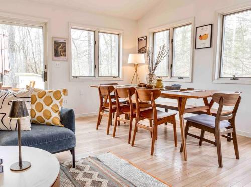 Relaxing Hudson Valley Getaway- 4BR Sauna 15 acres in Стон Рідж