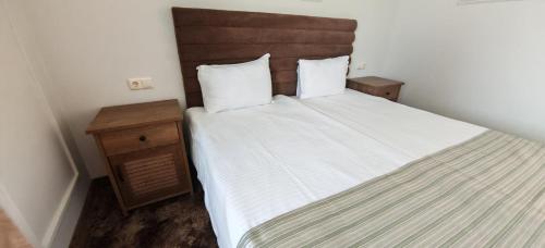 Villa Della Rosa Room Type - Deluxe Double or Twin Room