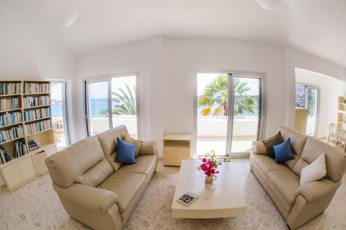 Coral Bay Beach House Apartment, Peyia (Foto 2)