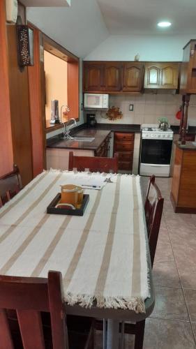 Kitchen, La casa de Paco in Near Center