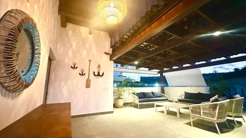 Erkély/terasz, All-New Zen Apartment with TreeTops and Ocean Views ! in La Ceiba