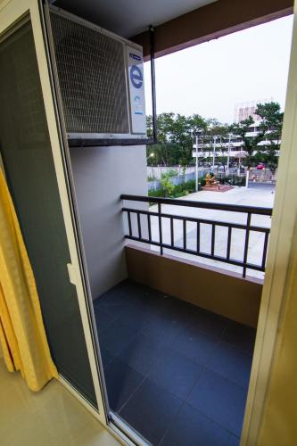 Dae Ma Place near The Government Lottery Office