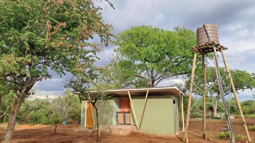 Baño, ZuriCamp - Campsite Safiri in Tsumeb