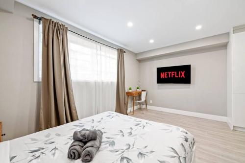 Modern Studio Unit - Close to DT