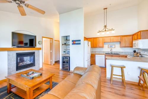 Condo with Mtn View Less Than 1 Mi to Steamboat Resort! - image 3